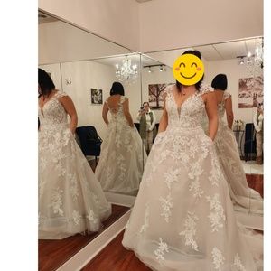 Wedding dress
